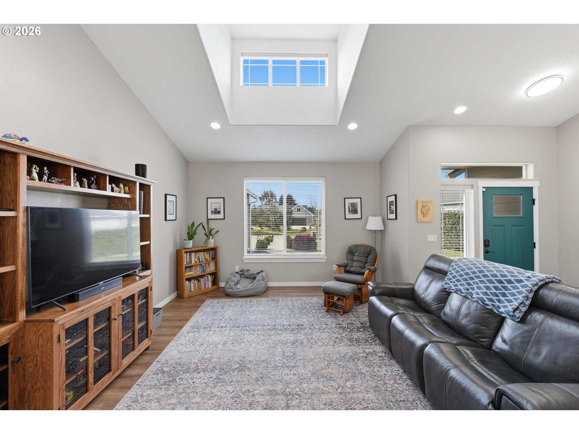 2025 ROOSEVELT LOOP, North Bend, OR, 97459