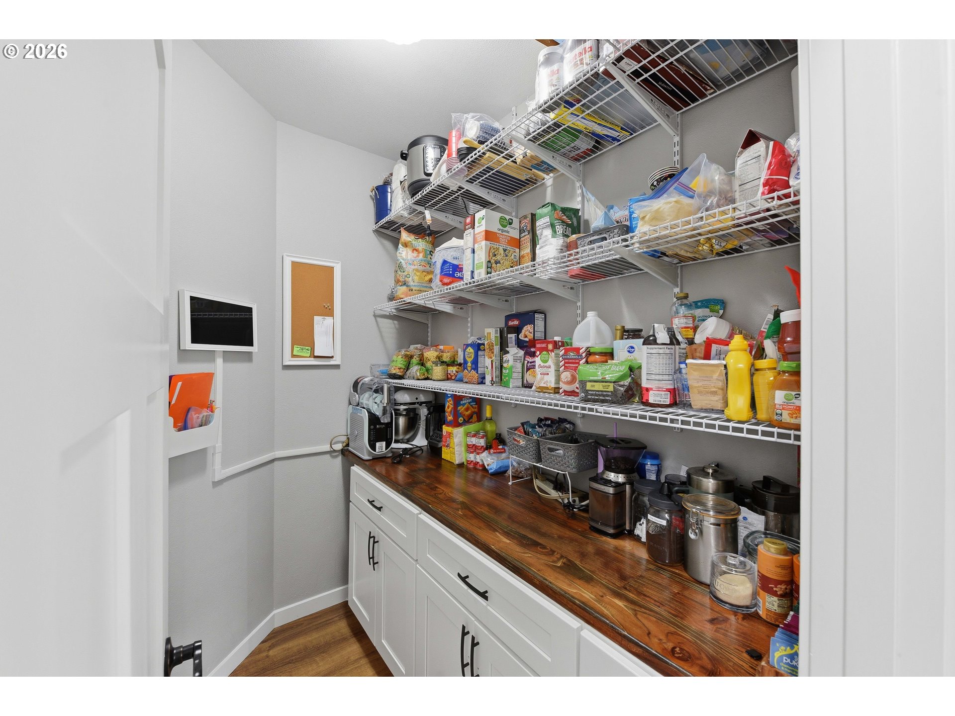 2025 ROOSEVELT LOOP, North Bend, OR, 97459