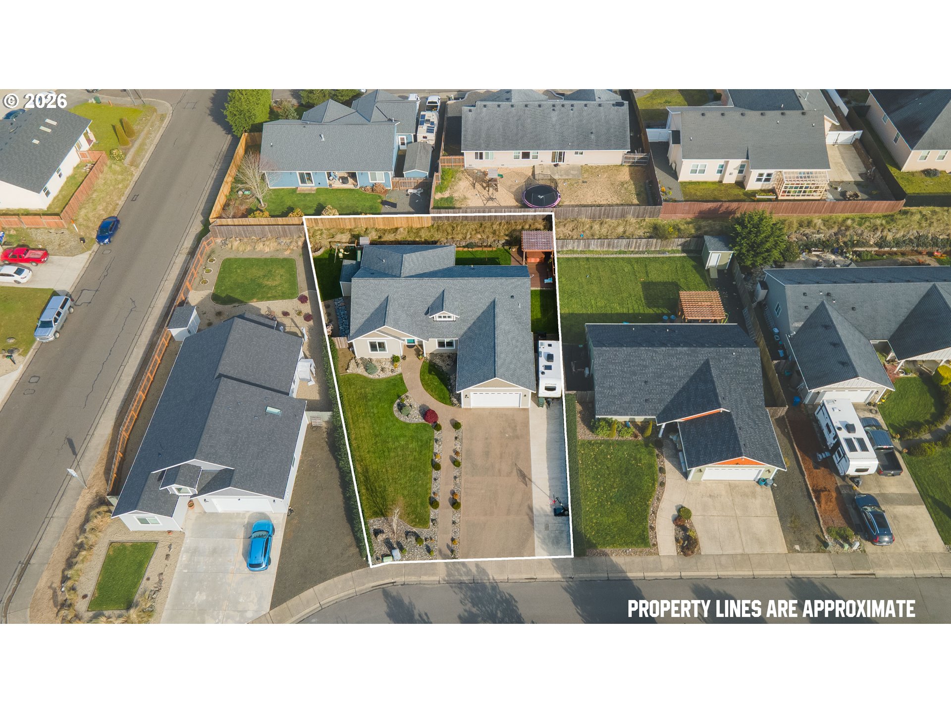 2025 ROOSEVELT LOOP, North Bend, OR, 97459