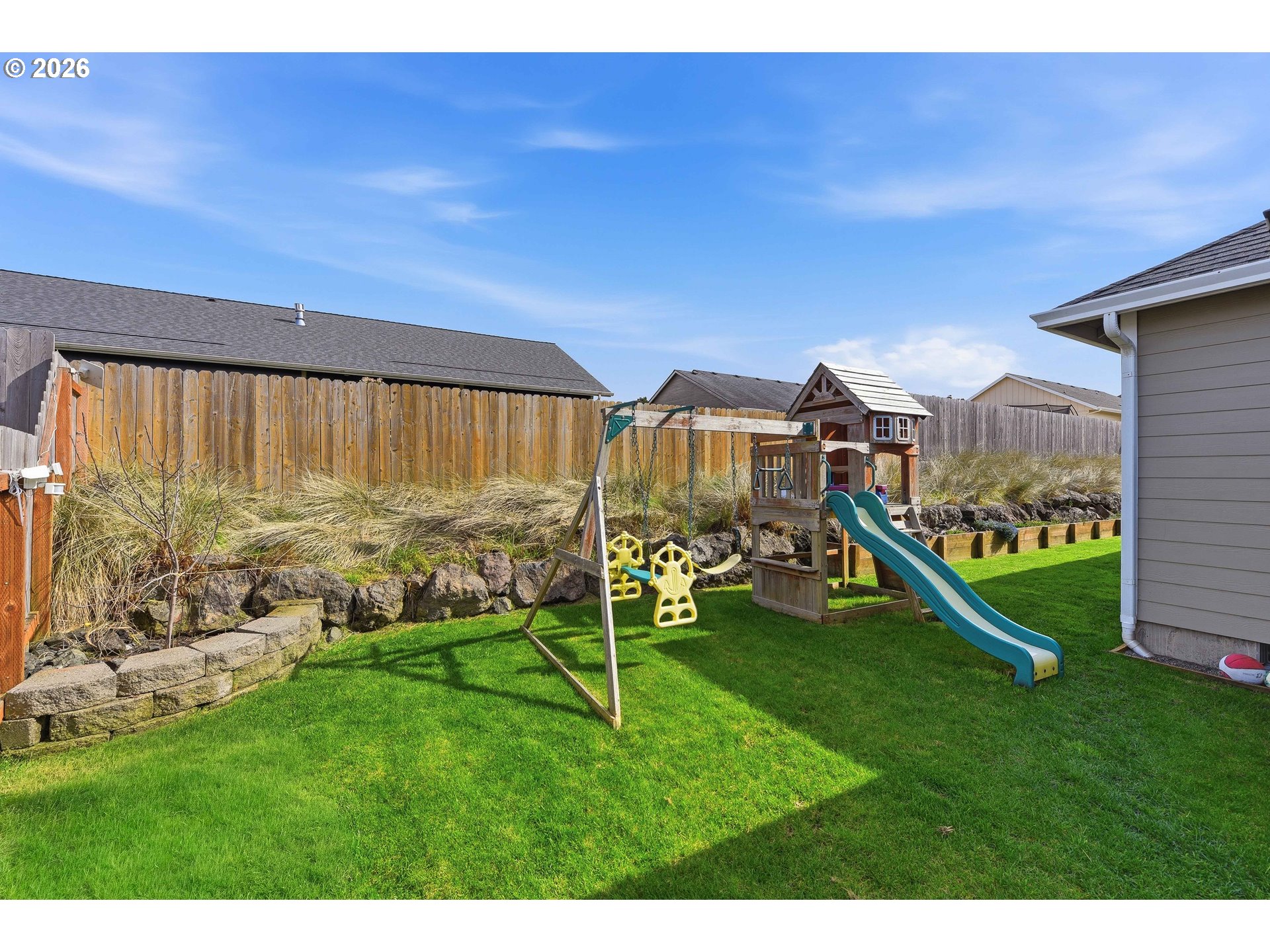 2025 ROOSEVELT LOOP, North Bend, OR, 97459