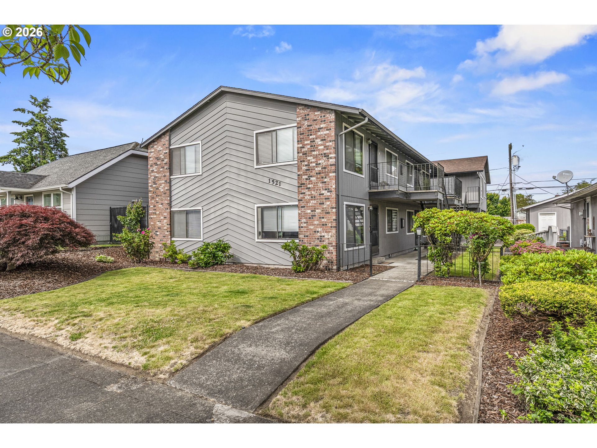 Longview Listings