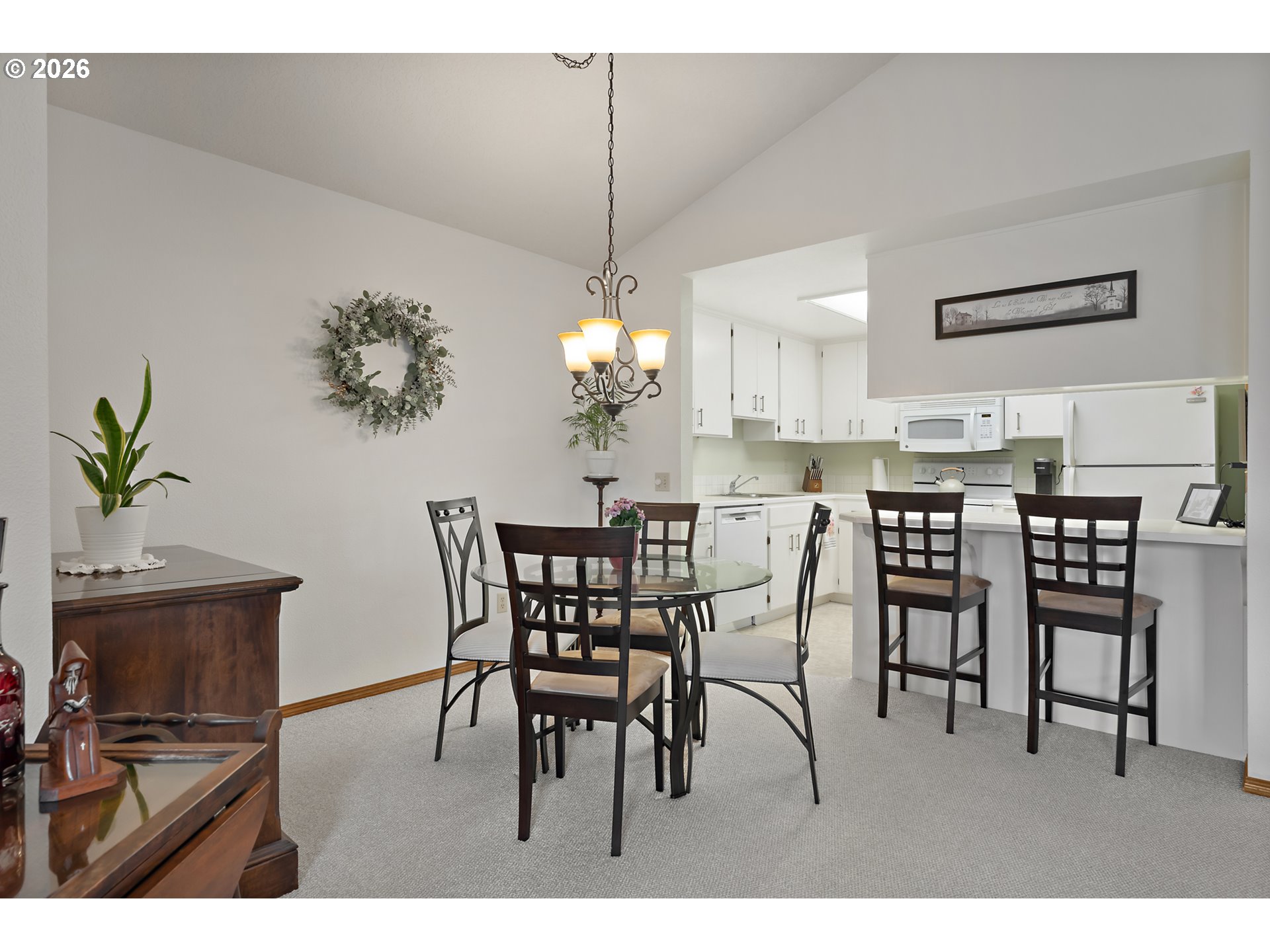 Photo #10: 300744949 Listing: Photo #10