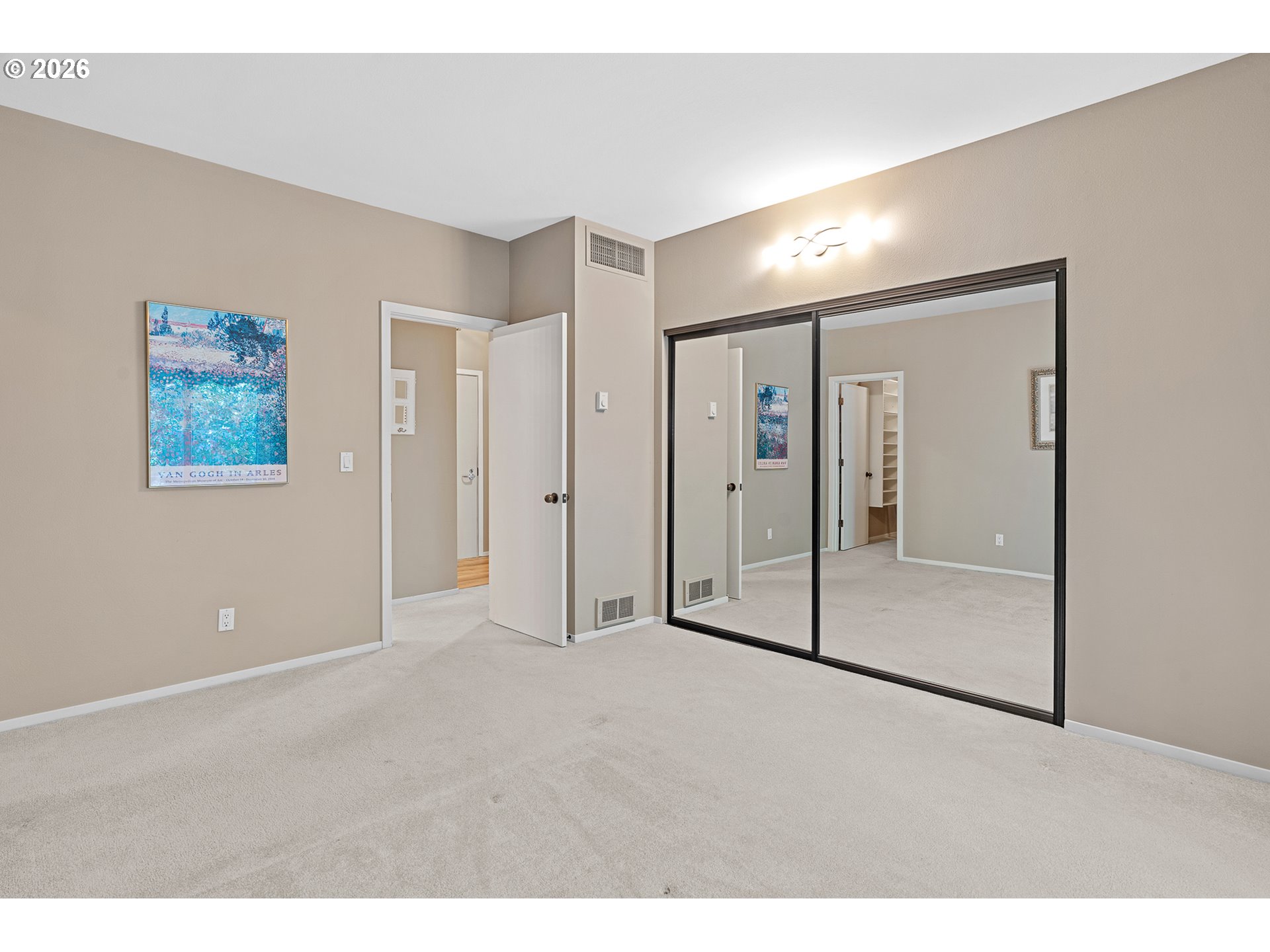 Photo #17: 301280307 Listing: Photo #17