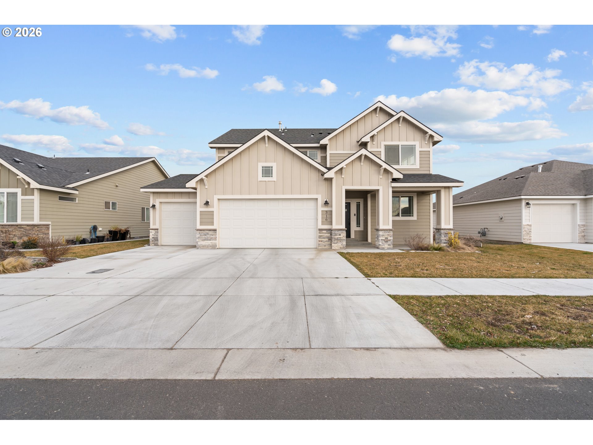 726 Cheadel Lake Ct, Lebanon, OR, 97355