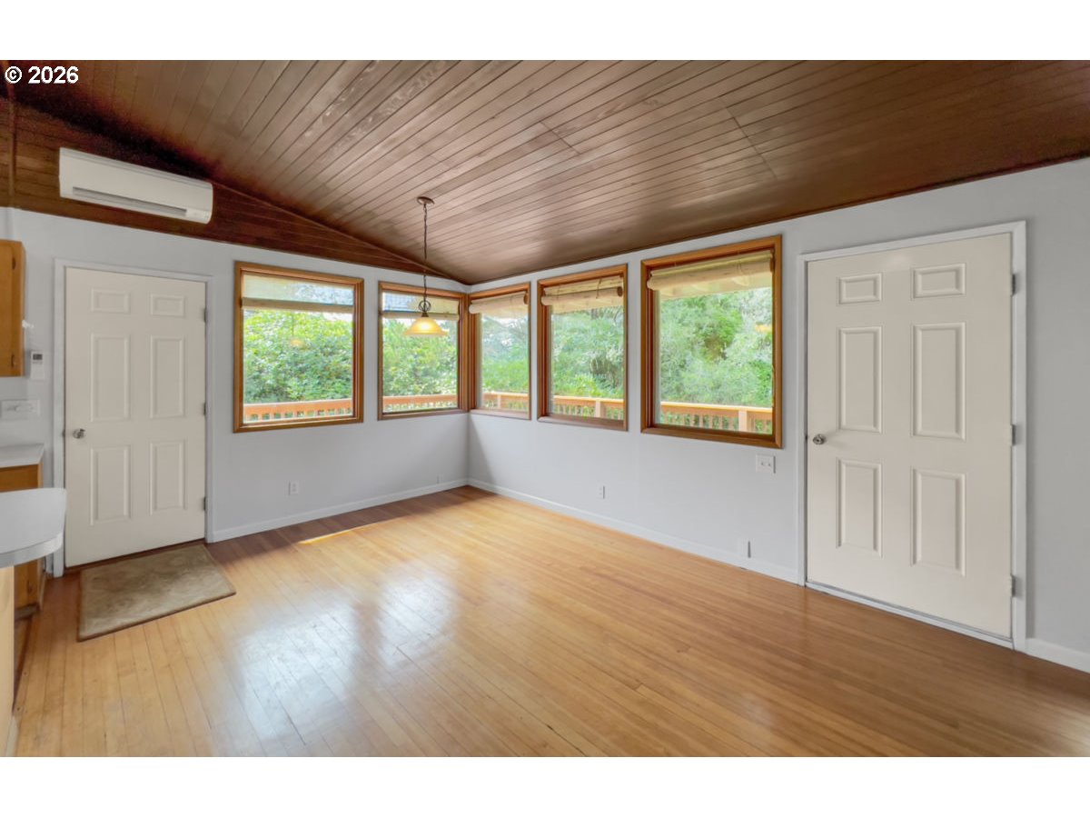 113 RIDGE CREST RD, Gleneden Beach, OR, 97388