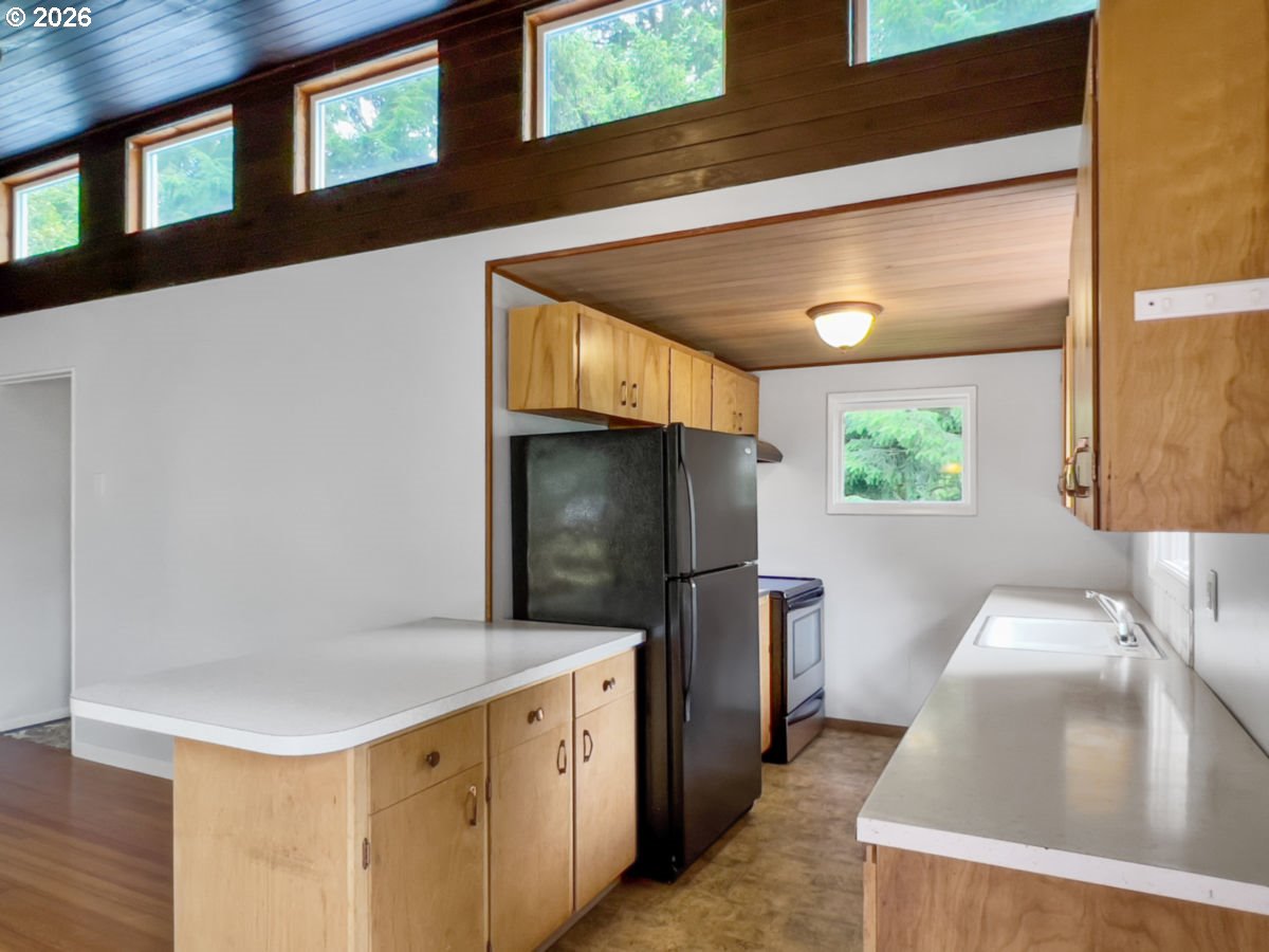 113 RIDGE CREST RD, Gleneden Beach, OR, 97388