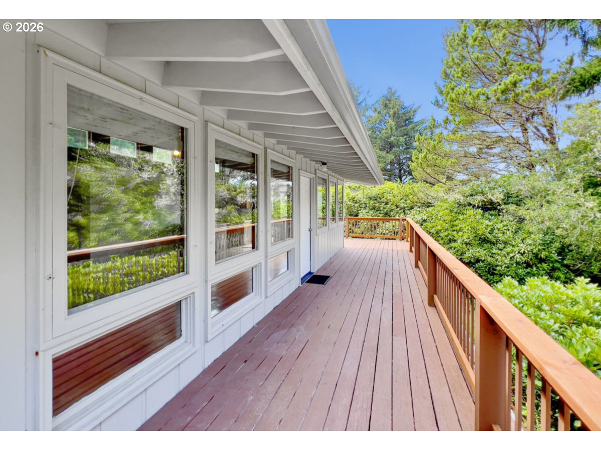 113 RIDGE CREST RD, Gleneden Beach, OR, 97388