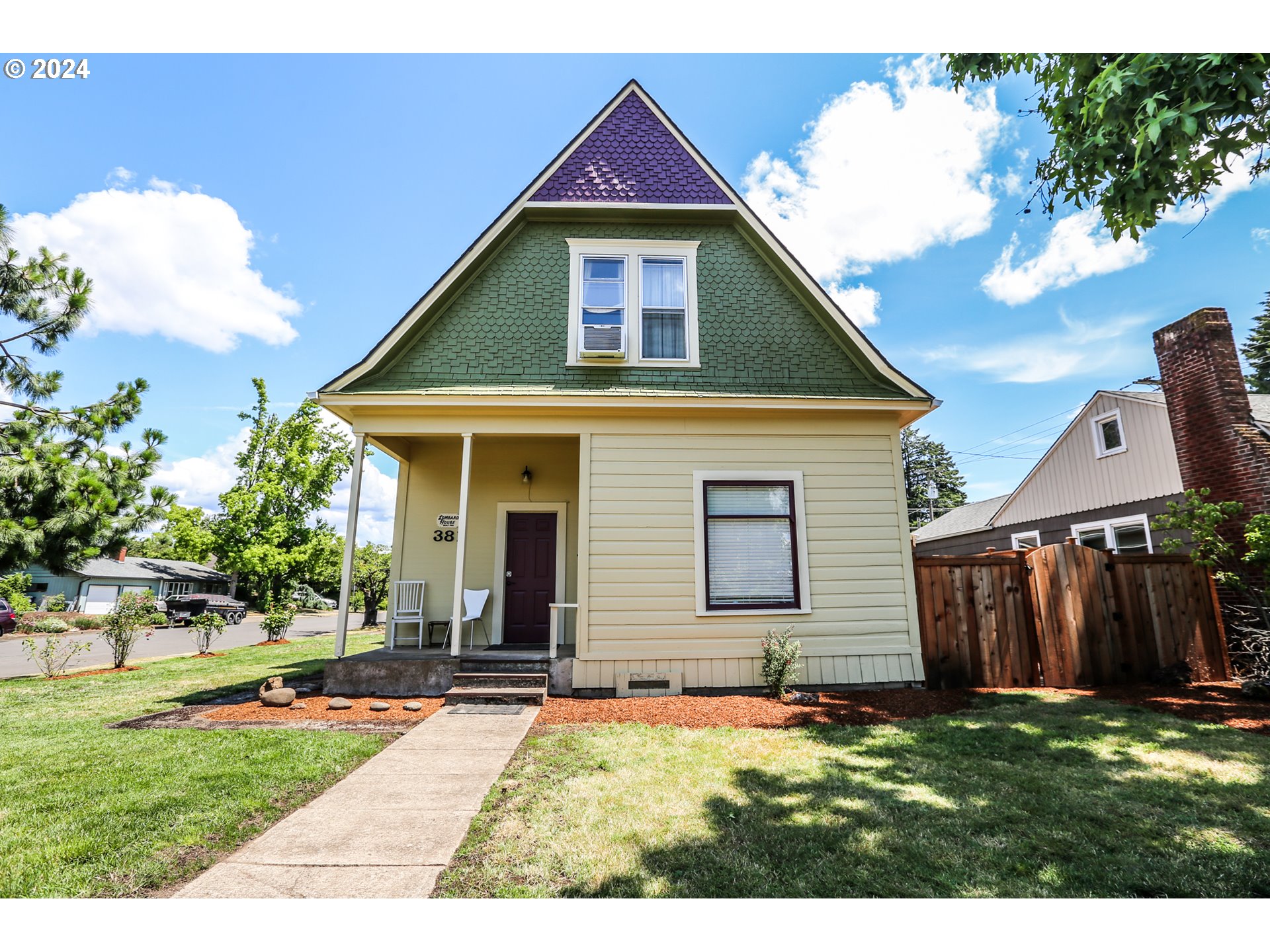 Property photo 6 of 35