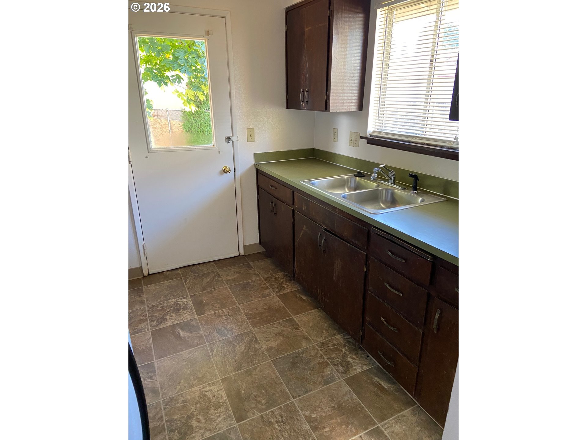 Property photo 5 of 10
