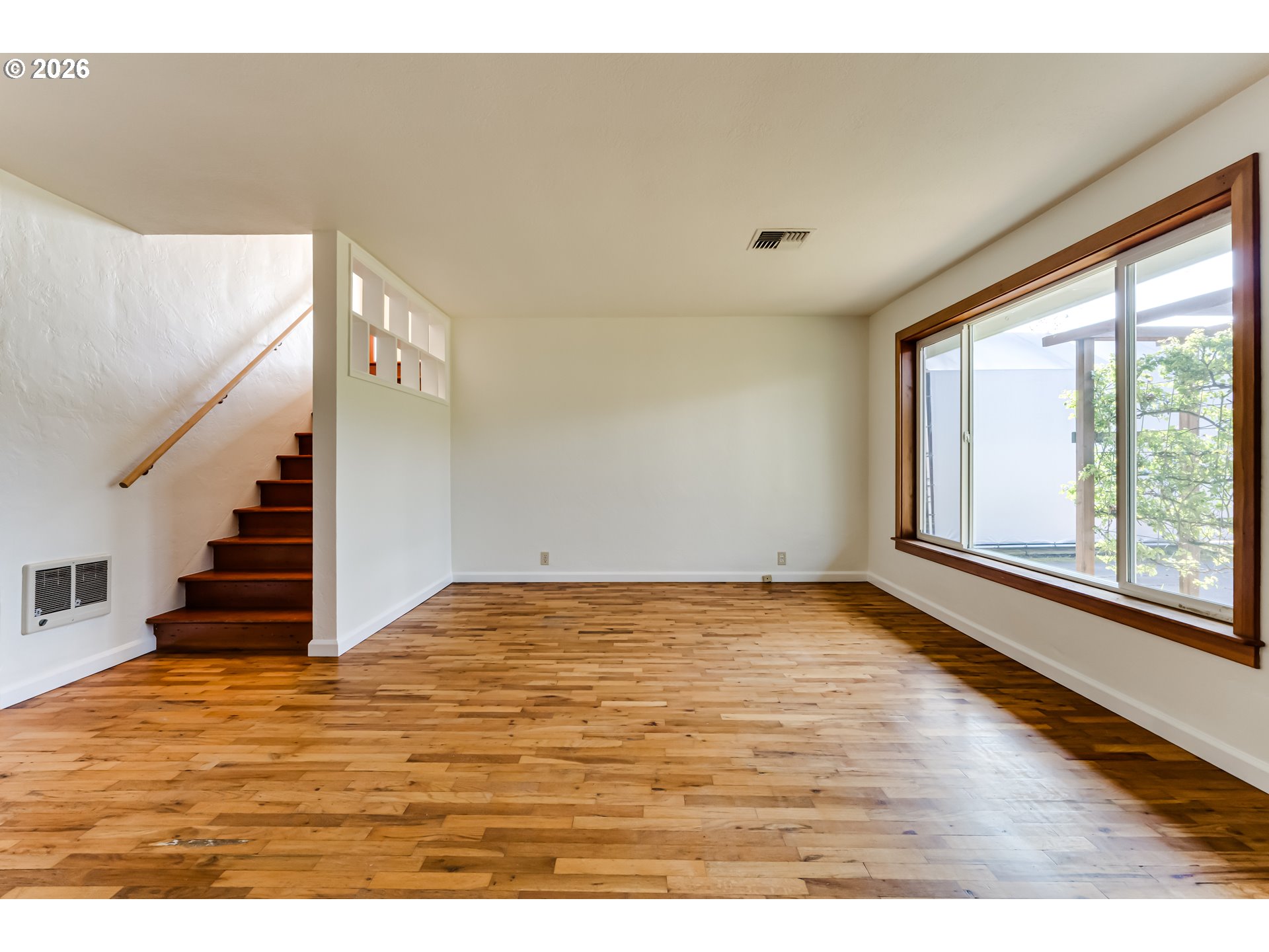 2125 W 19TH PL, Eugene, OR, 97405