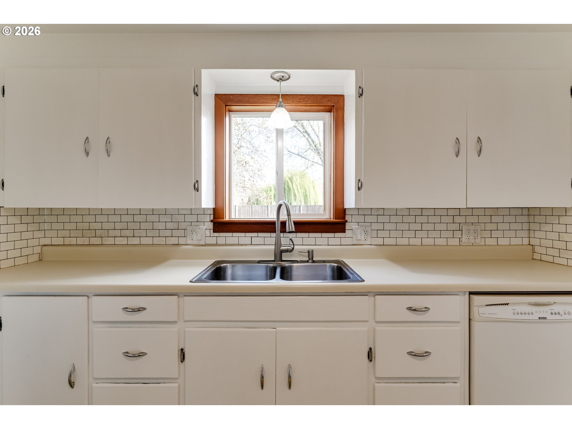 2125 W 19TH PL, Eugene, OR, 97405