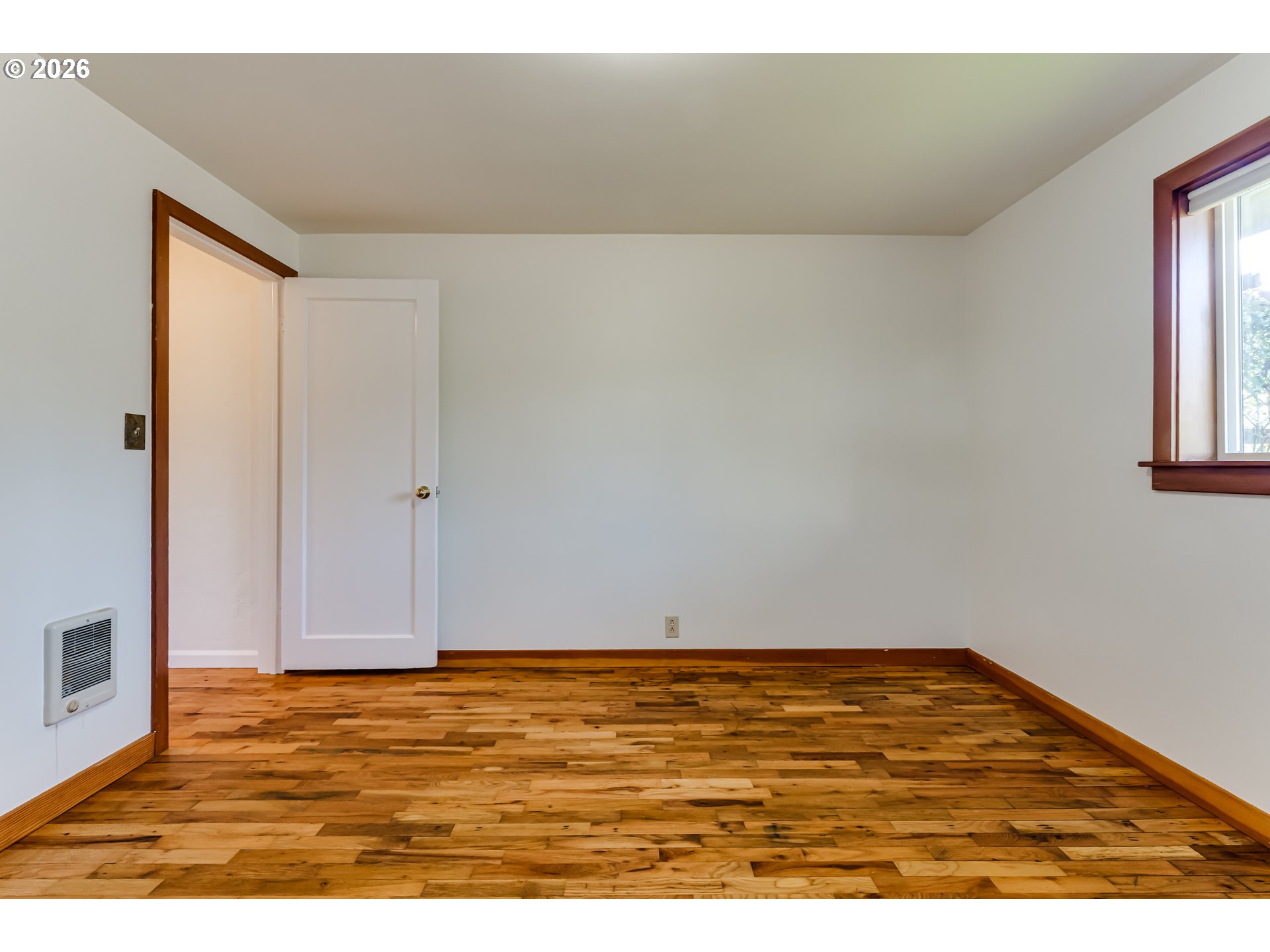 2125 W 19TH PL, Eugene, OR, 97405
