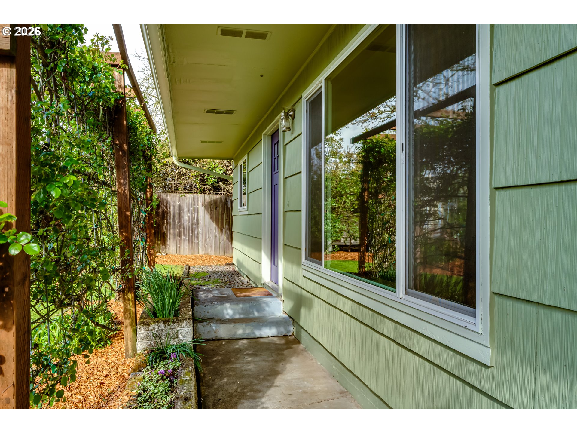 2125 W 19TH PL, Eugene, OR, 97405