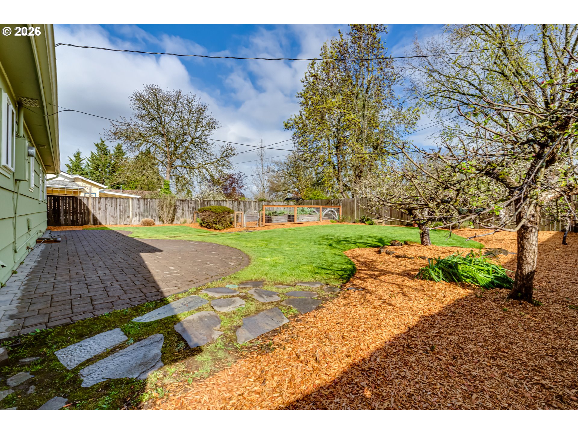2125 W 19TH PL, Eugene, OR, 97405