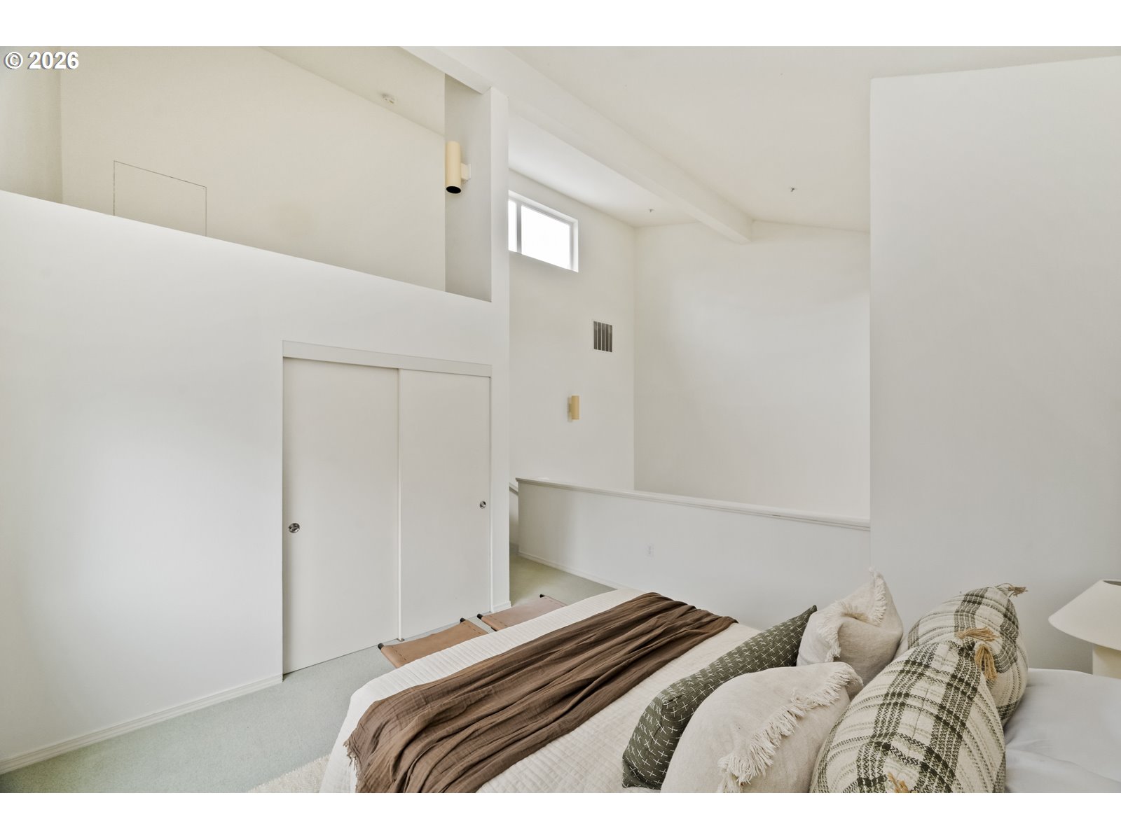 Photo #1: 305134655 Listing: Photo #1