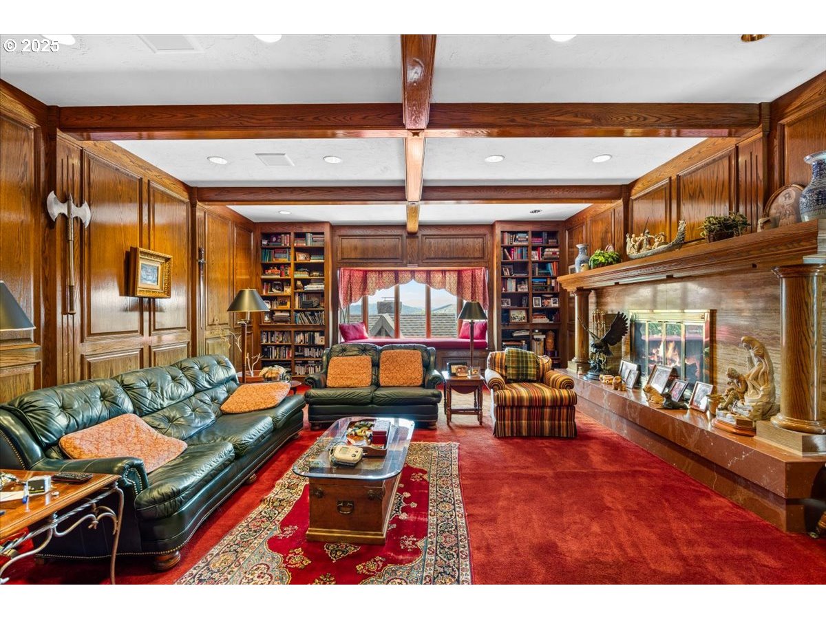 331 METZ HILL RD, Oakland, OR, 97462