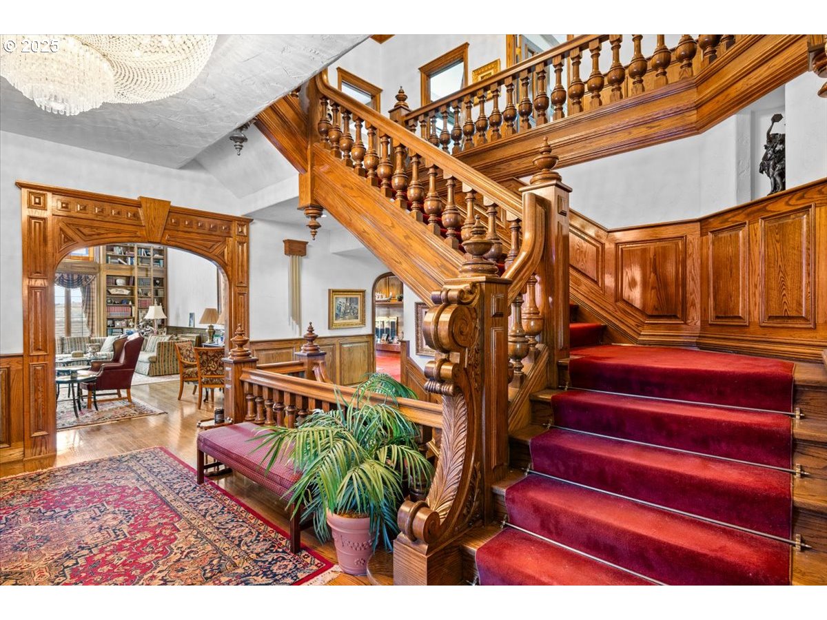 331 METZ HILL RD, Oakland, OR, 97462