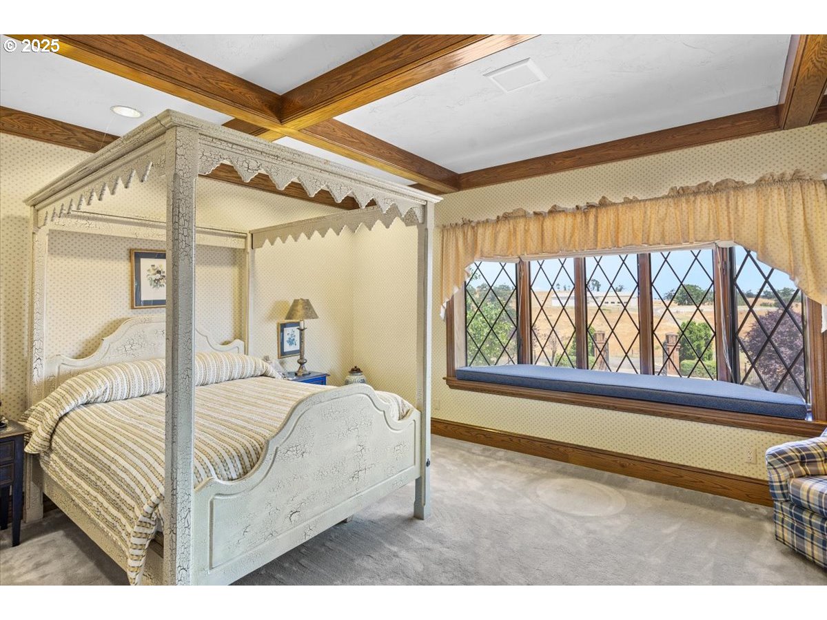 331 METZ HILL RD, Oakland, OR, 97462