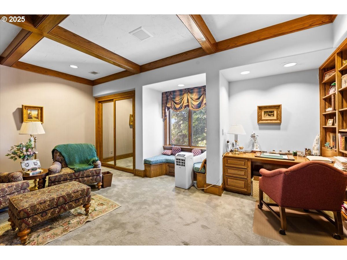 331 METZ HILL RD, Oakland, OR, 97462