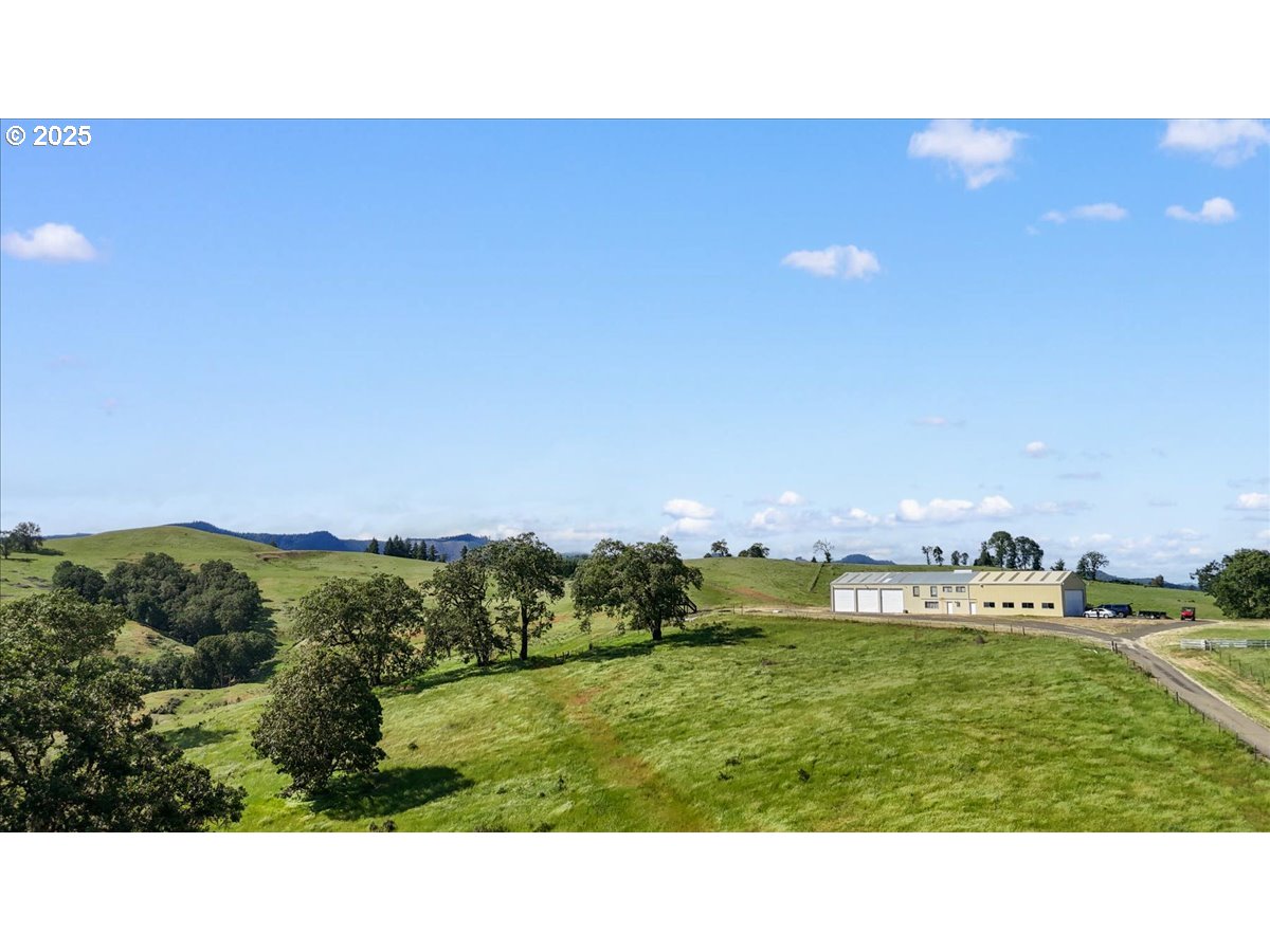 331 METZ HILL RD, Oakland, OR, 97462
