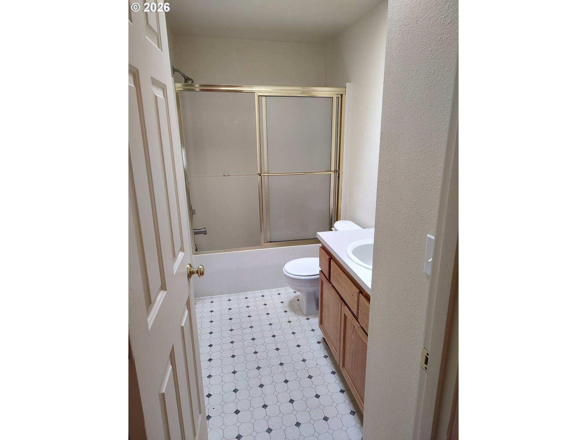 Property photo 9 of 13