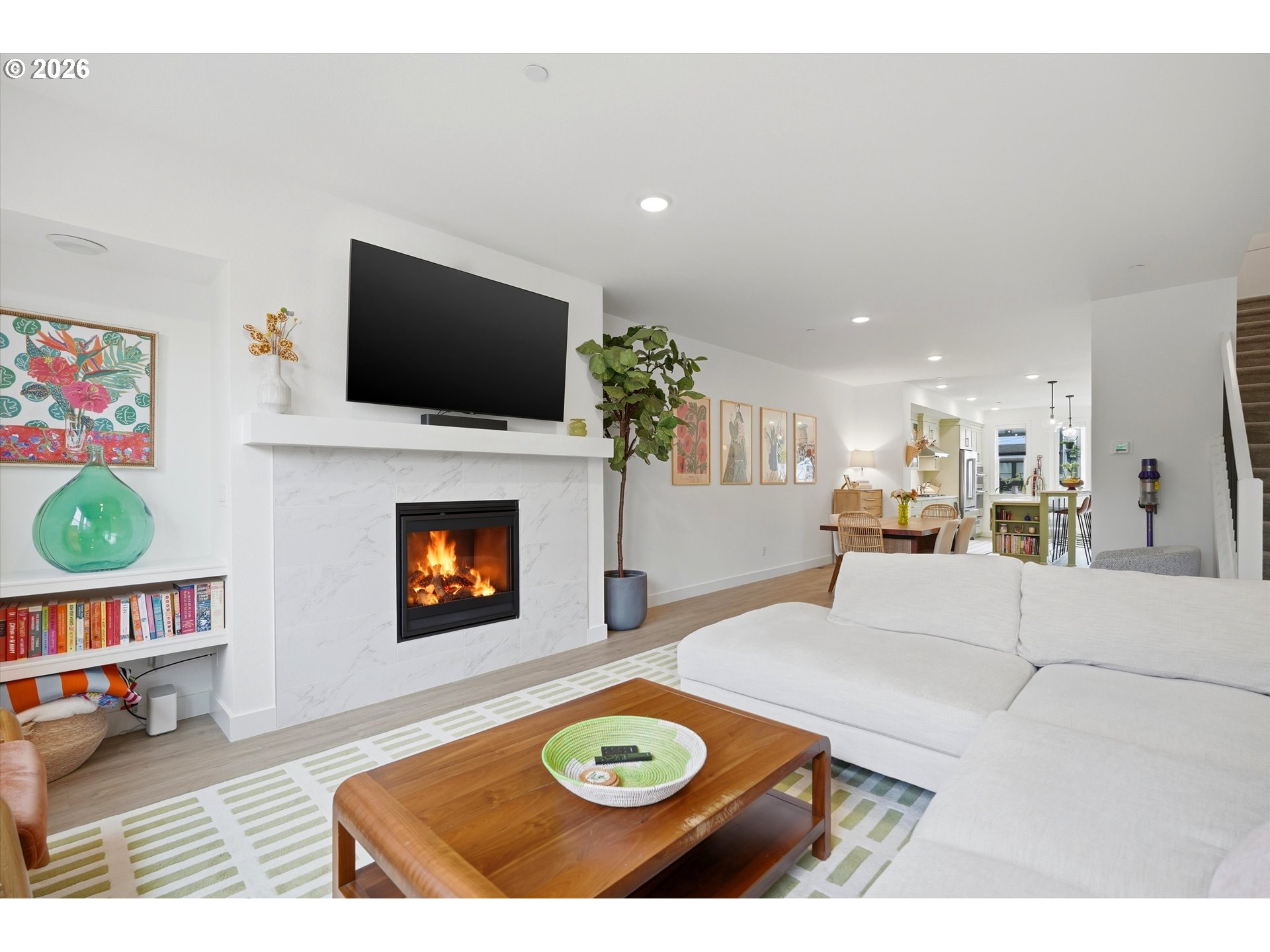 Photo #11: 305773973 Listing: Photo #11
