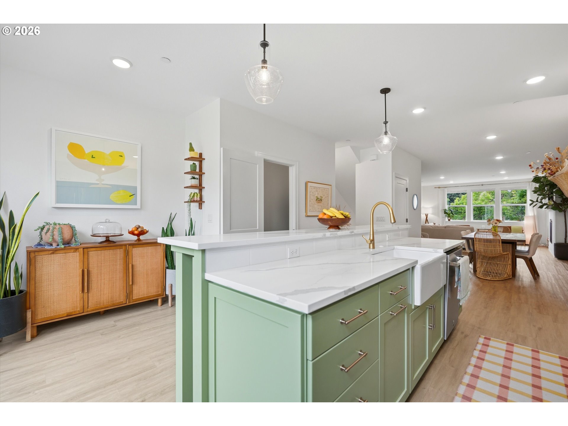 Photo #15: 305773973 Listing: Photo #15