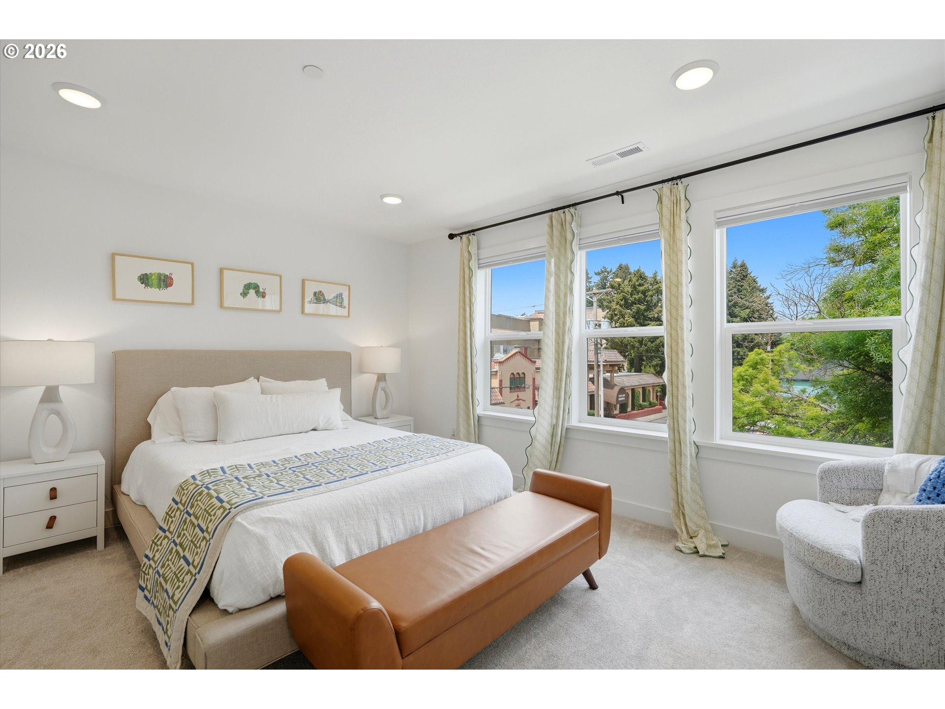 Photo #23: 305773973 Listing: Photo #23