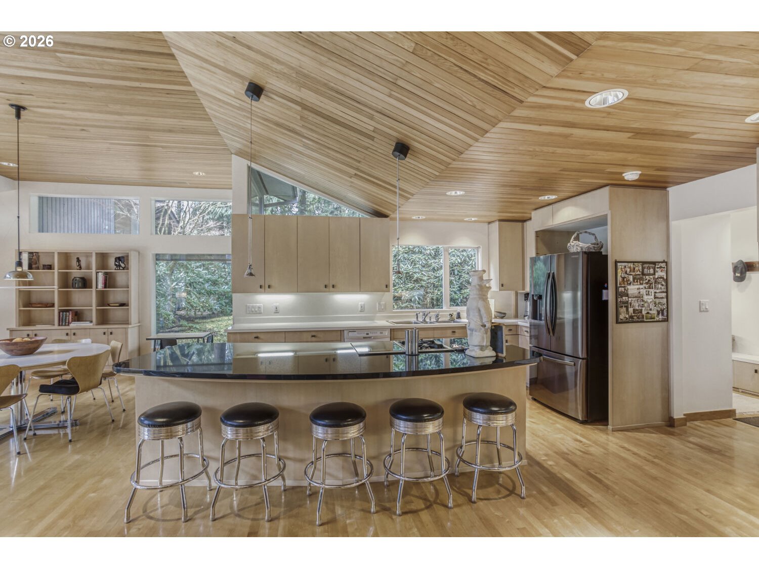 1000 FOREST MEADOWS WAY, Lake Oswego, OR, 97034