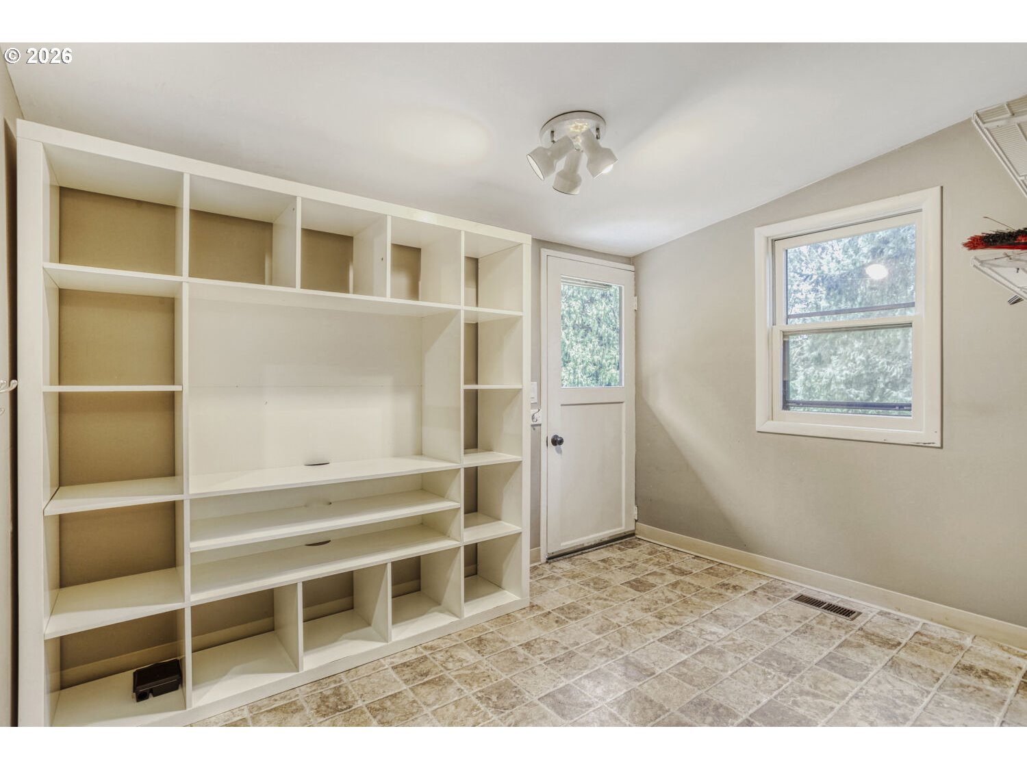 1000 FOREST MEADOWS WAY, Lake Oswego, OR, 97034