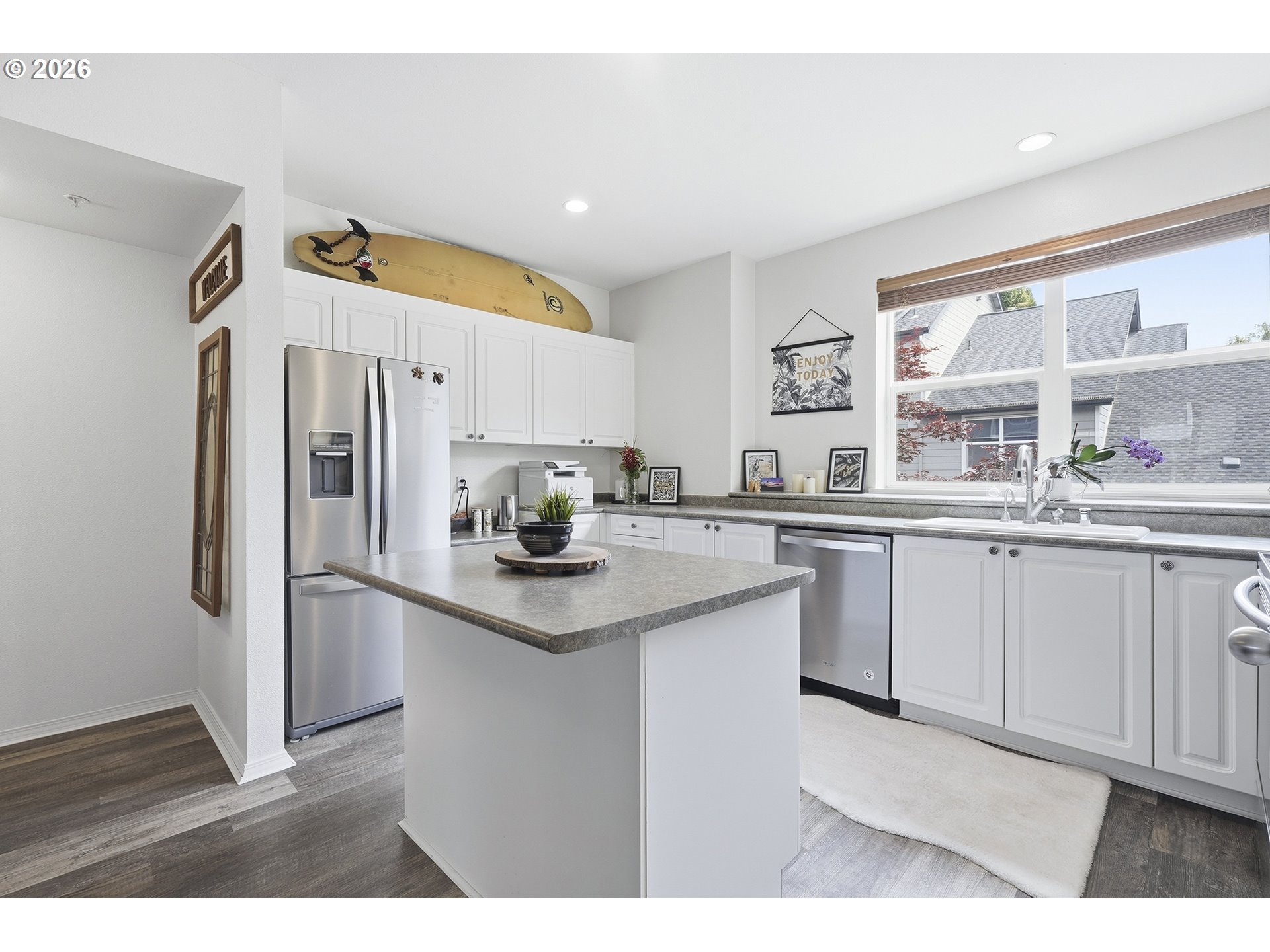 Photo #6: 307219298 Listing: Photo #6