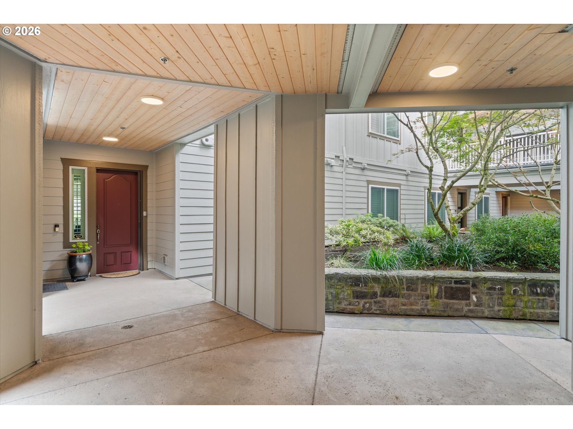 Photo #1: 307542596 Listing: Photo #1