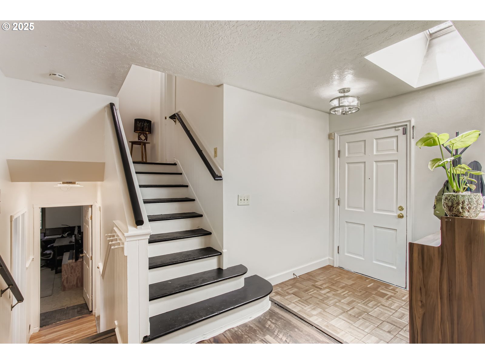 Entrance/Foyer