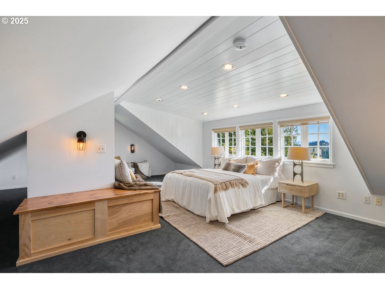 2850 NW VERDE VISTA TER, Portland, OR, 97210