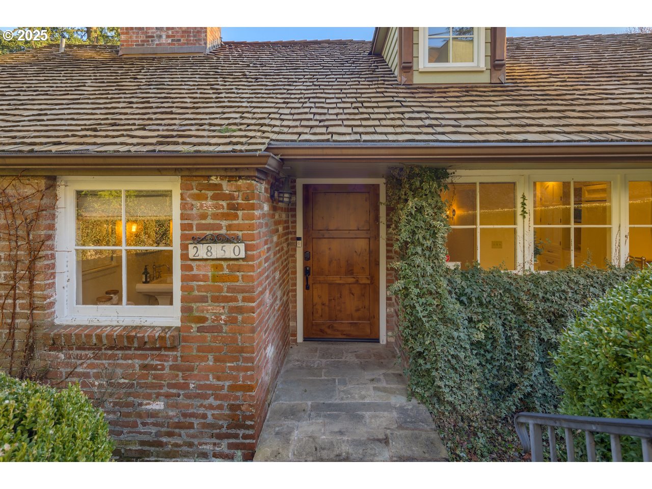 2850 NW VERDE VISTA TER, Portland, OR, 97210