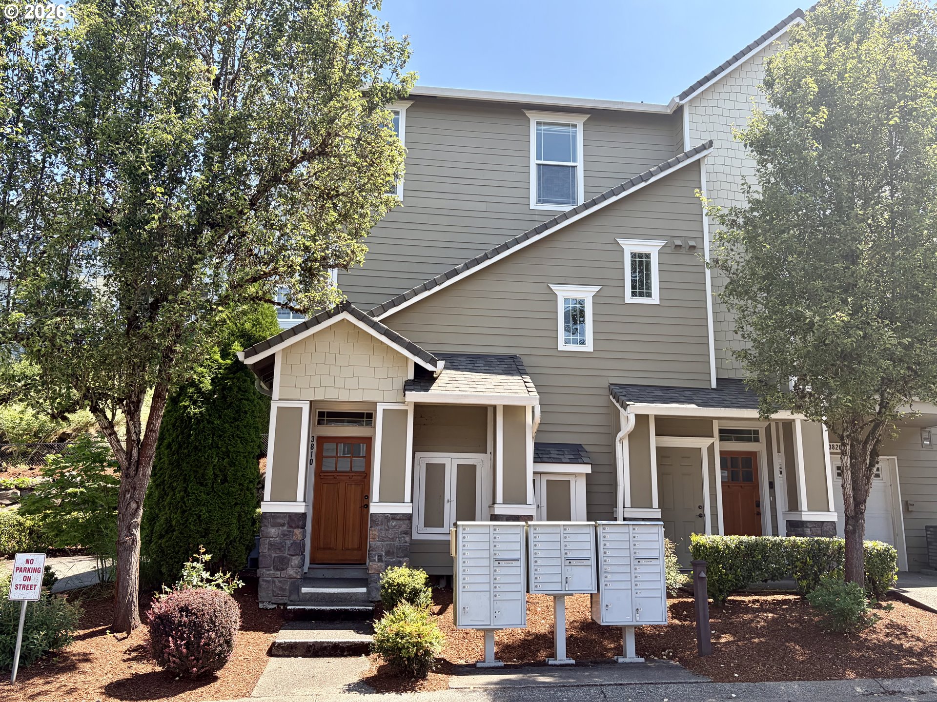Photo #4: 308628603 Listing: Photo #4