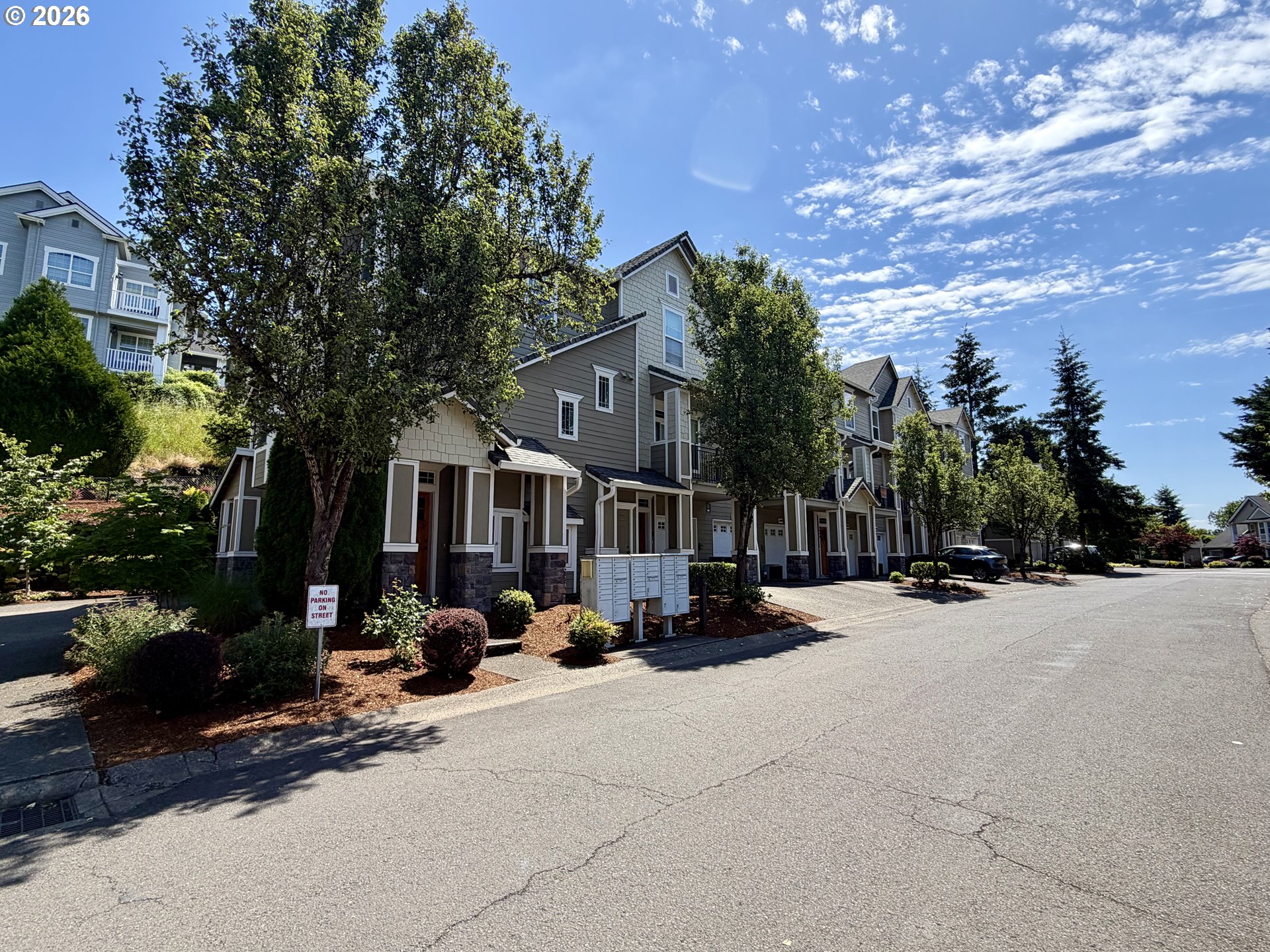 Photo #6: 308628603 Listing: Photo #6