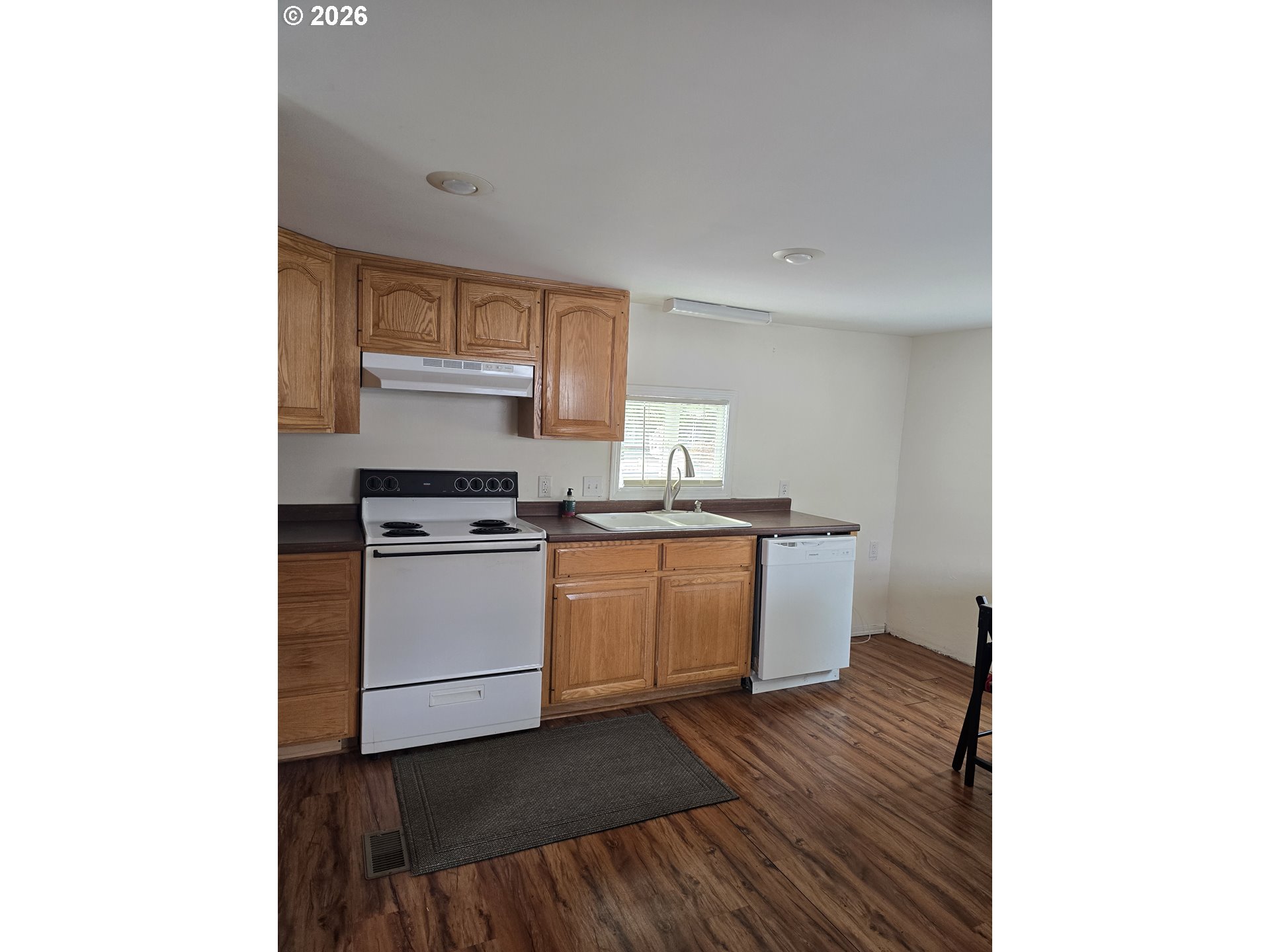 Property photo 6 of 23