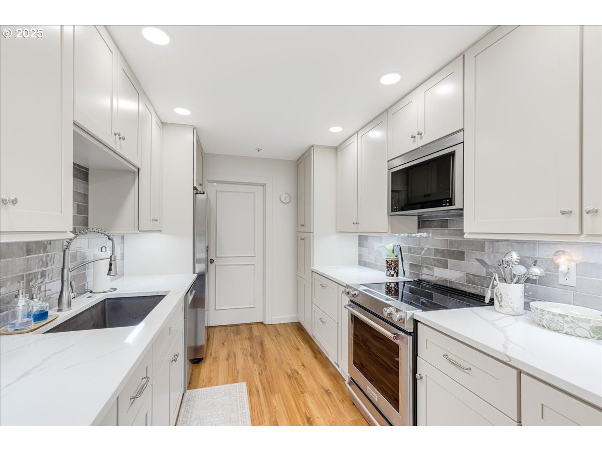 Photo #21: 308814340 Listing: Photo #21