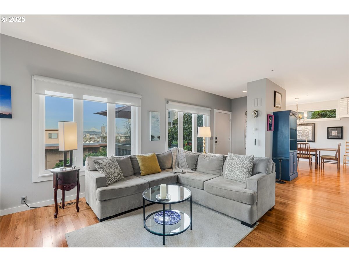 Photo #7: 308814340 Listing: Photo #7