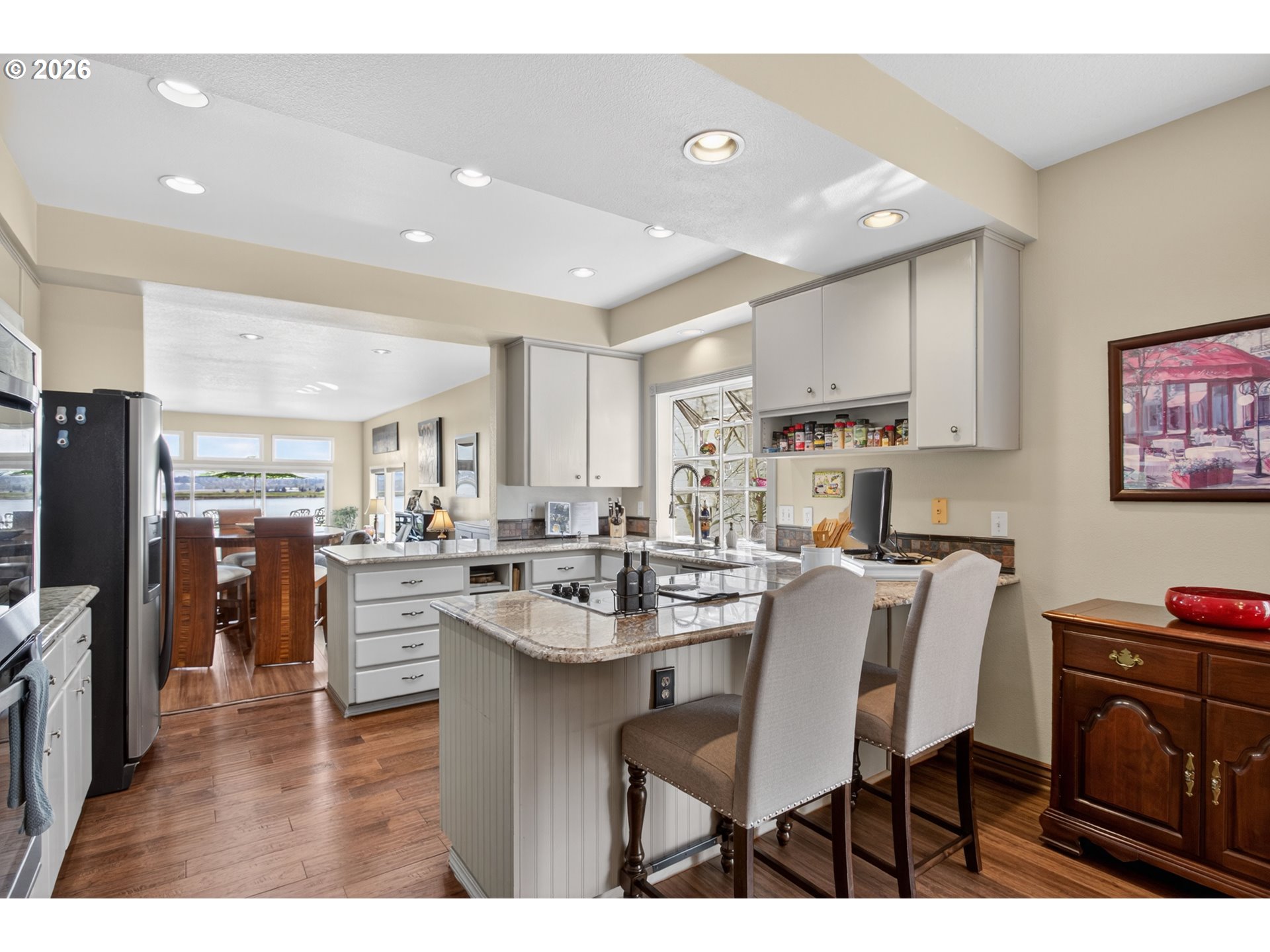 Photo #9: 308893492 Listing: Photo #9