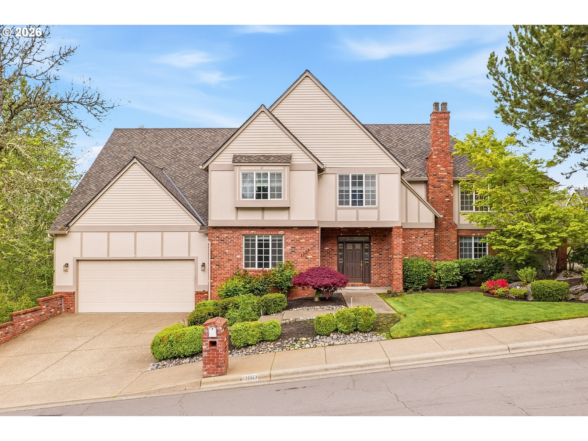 3574 E BURNSIDE ST, Portland, OR, 97214