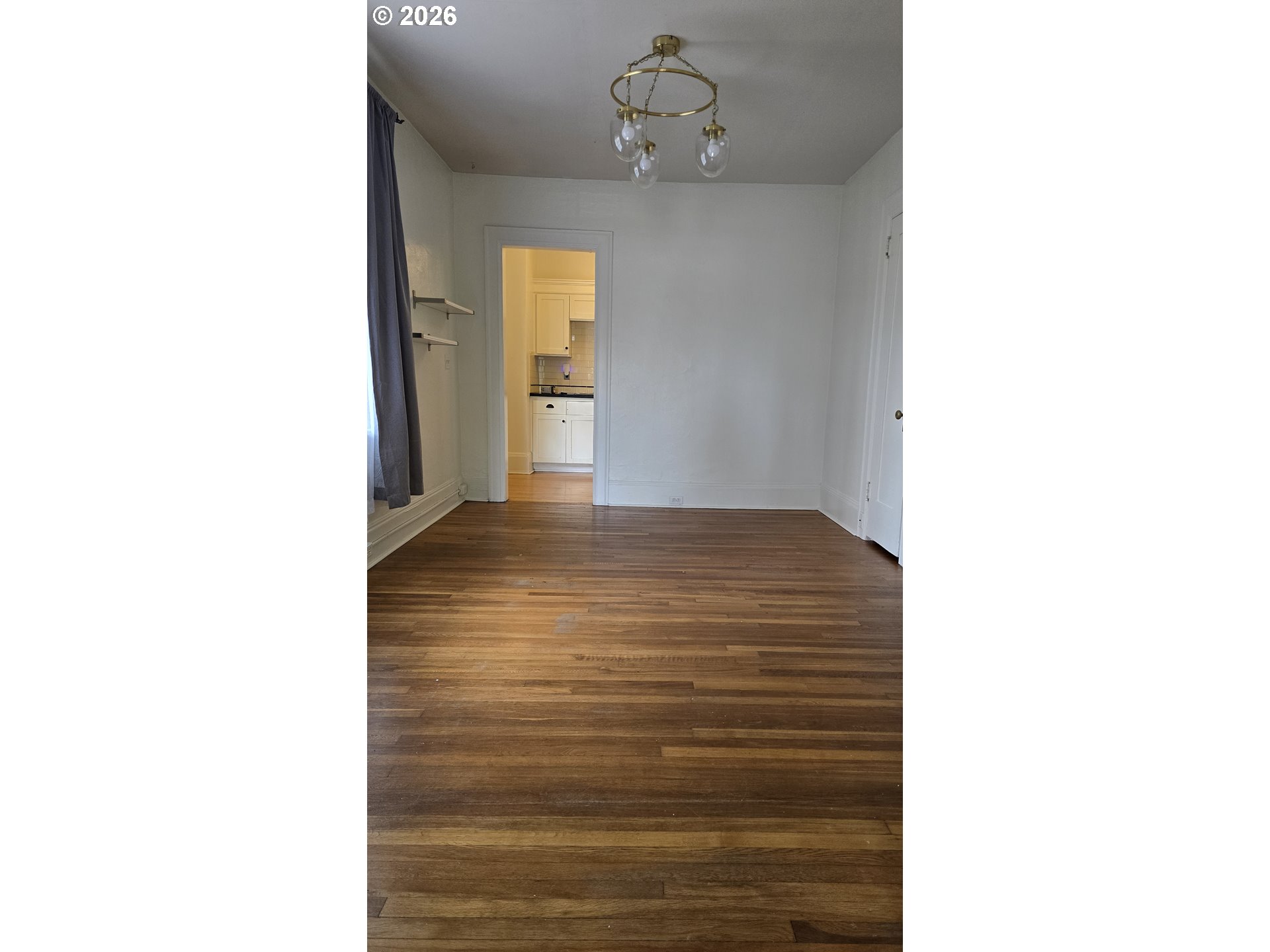 Photo #8: 309501987 Listing: Photo #8