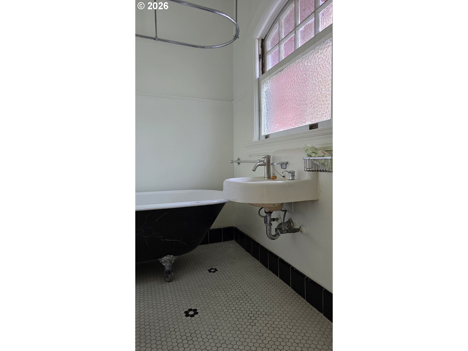 Photo #14: 309501987 Listing: Photo #14