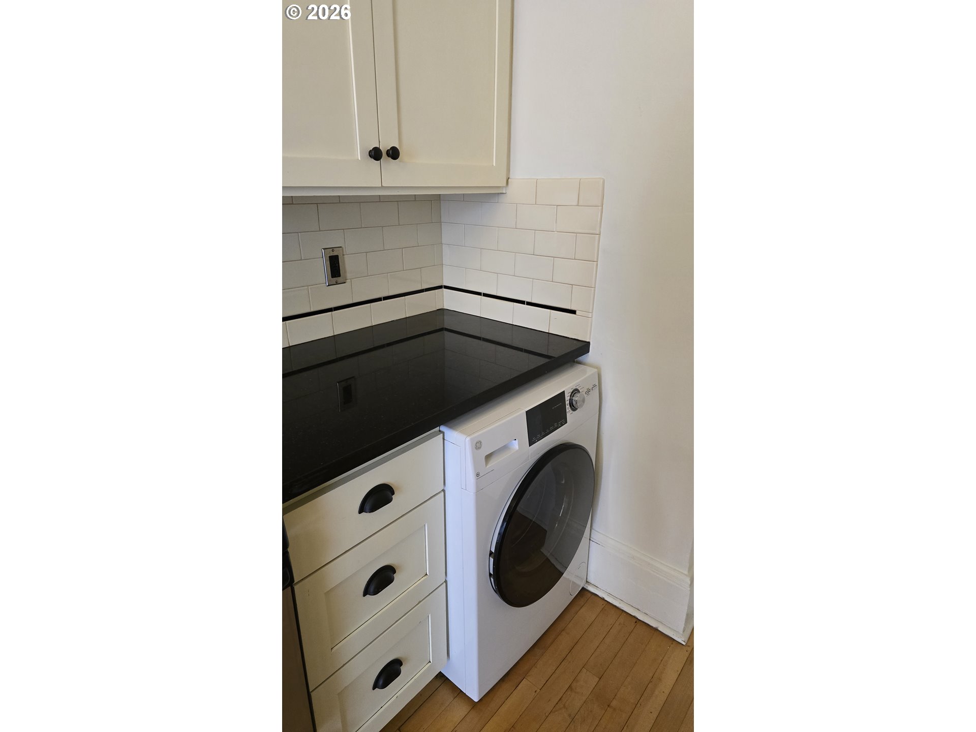 Photo #3: 309501987 Listing: Photo #3