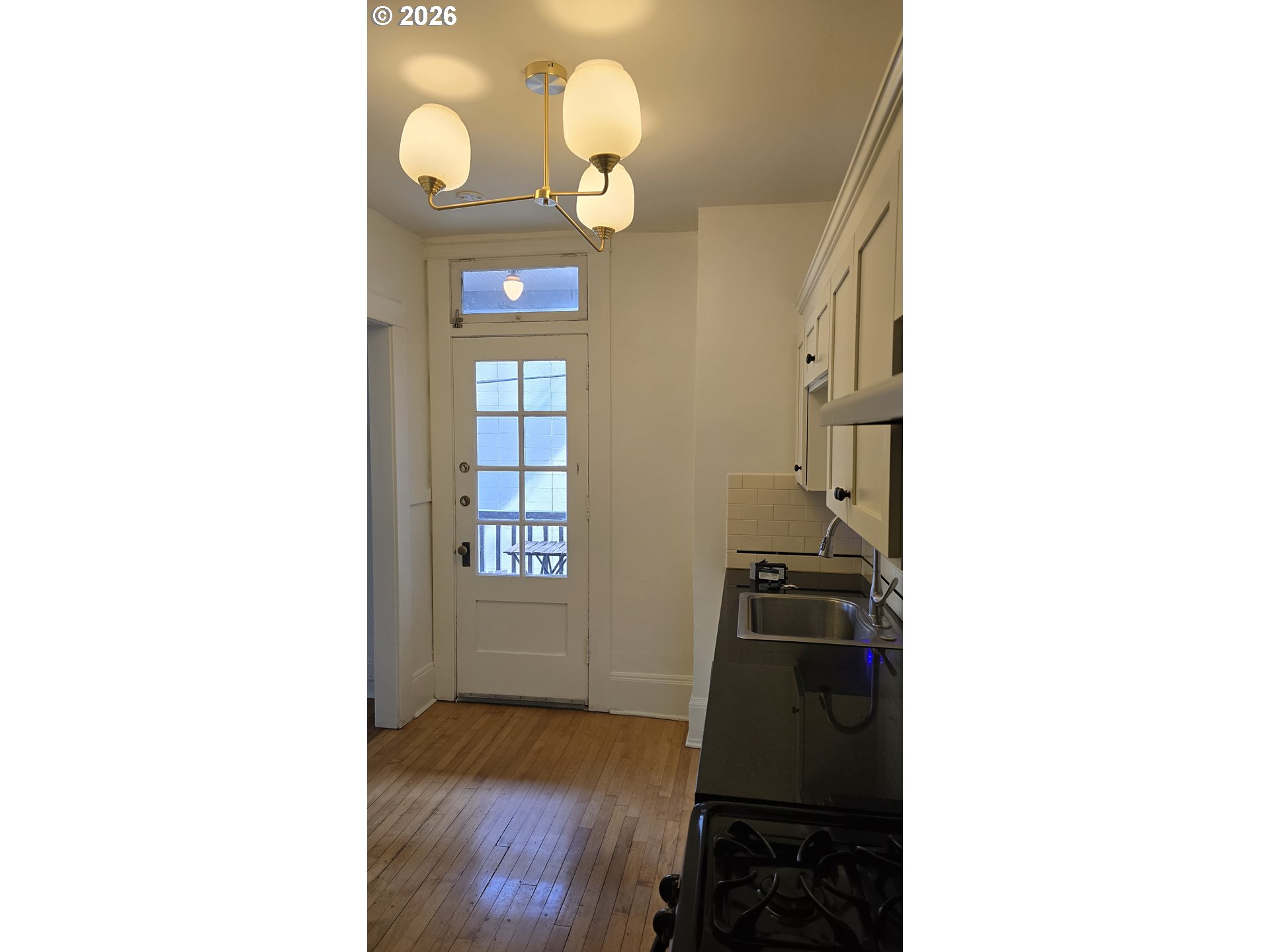 Photo #6: 309501987 Listing: Photo #6