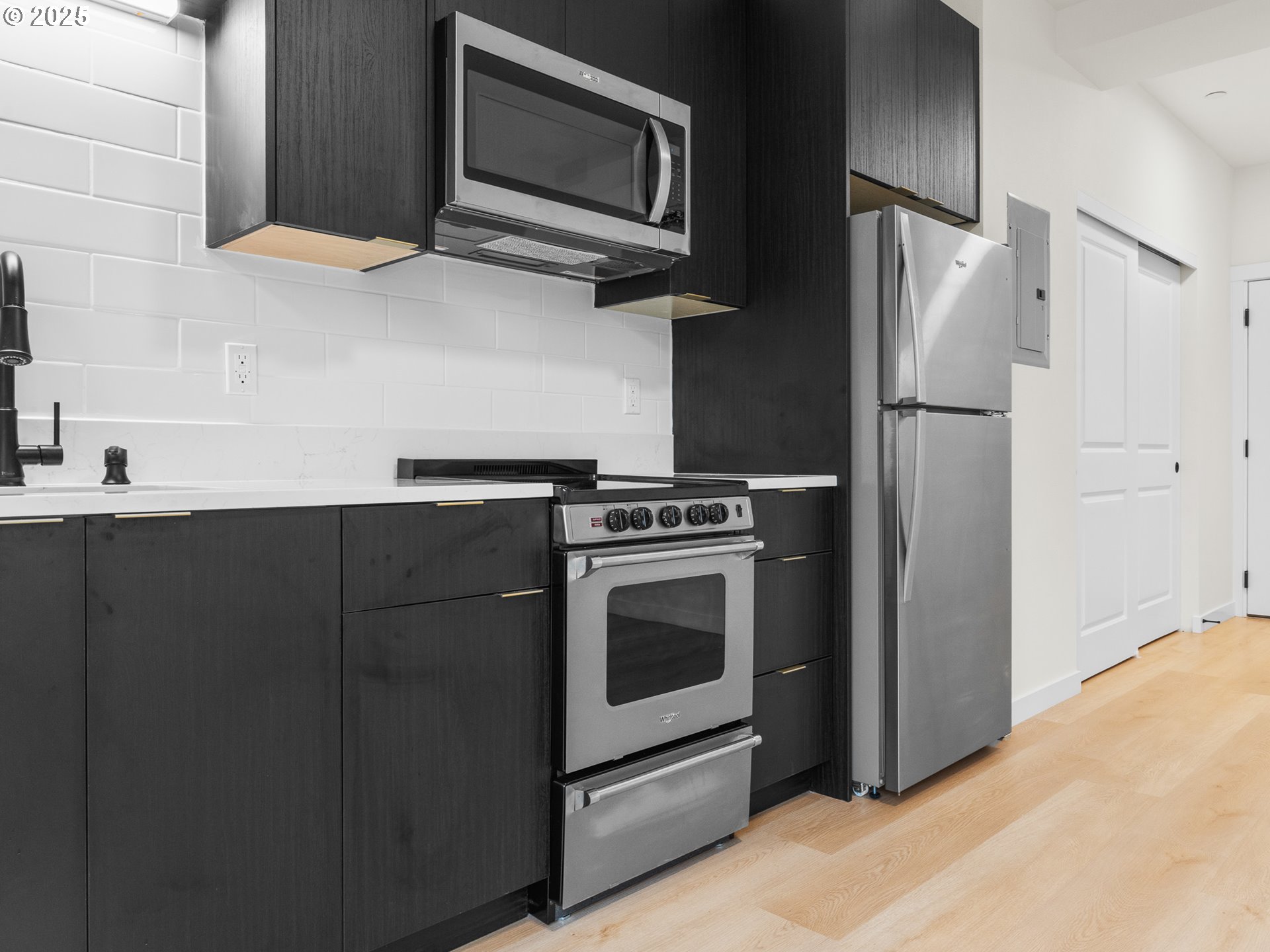 Photo #13: 309703411 Listing: Photo #13