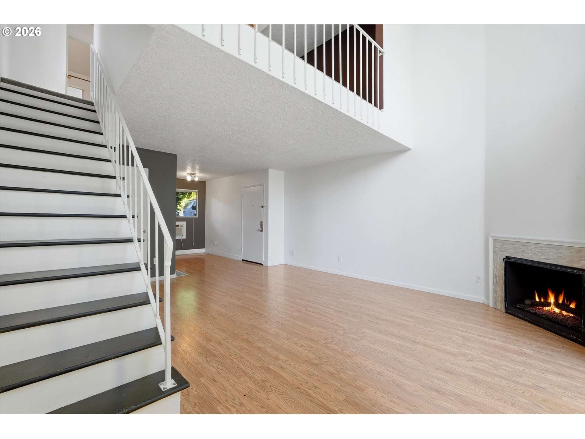Photo #12: 310396402 Listing: Photo #12