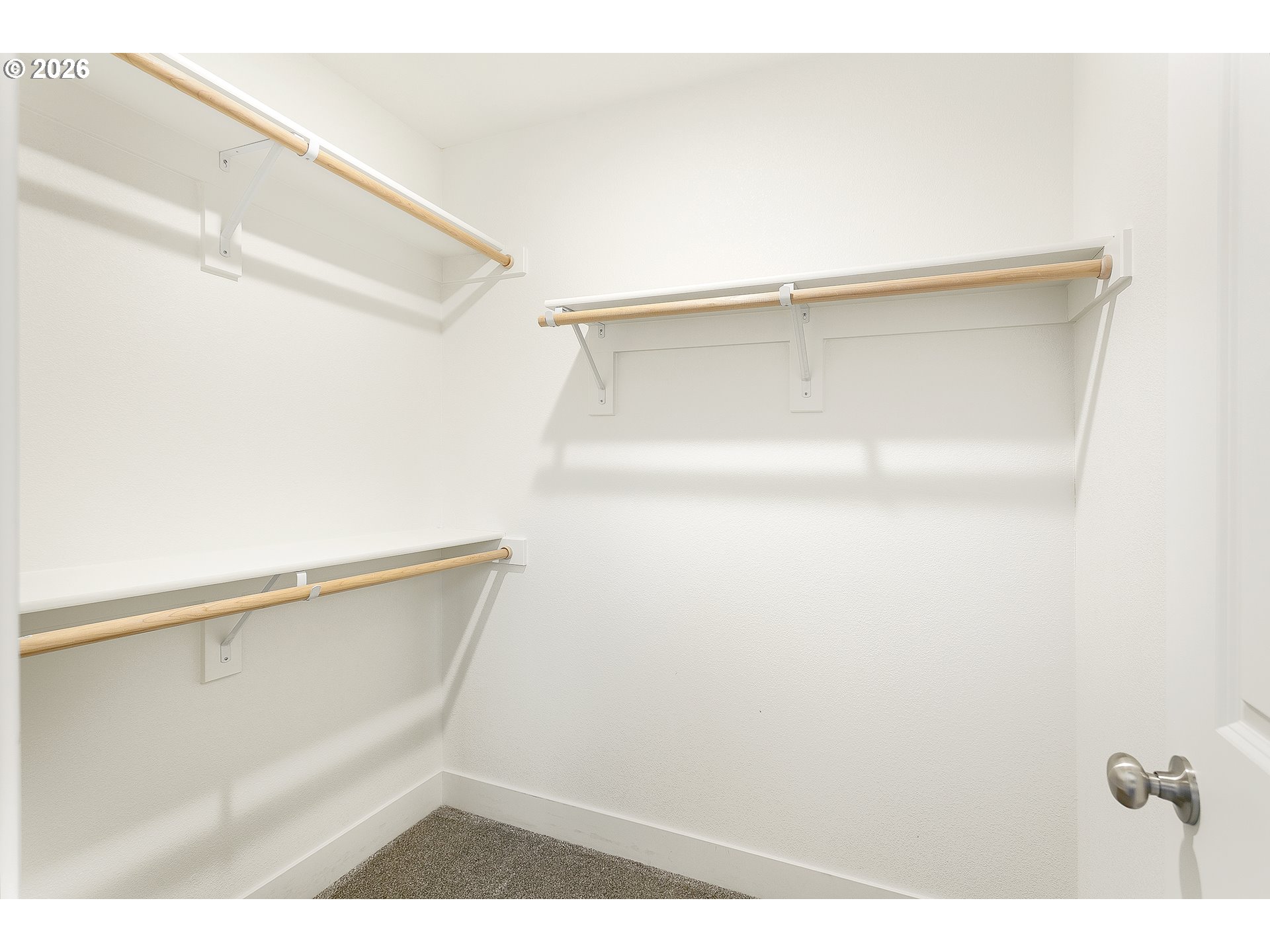 Photo #15: 311995324 Listing: Photo #15