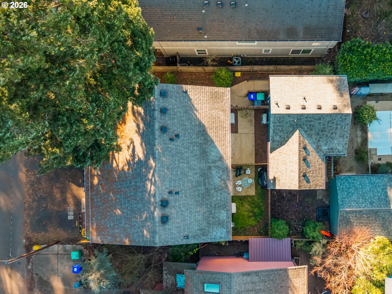 Photo #6: 311995324 Listing: Photo #6